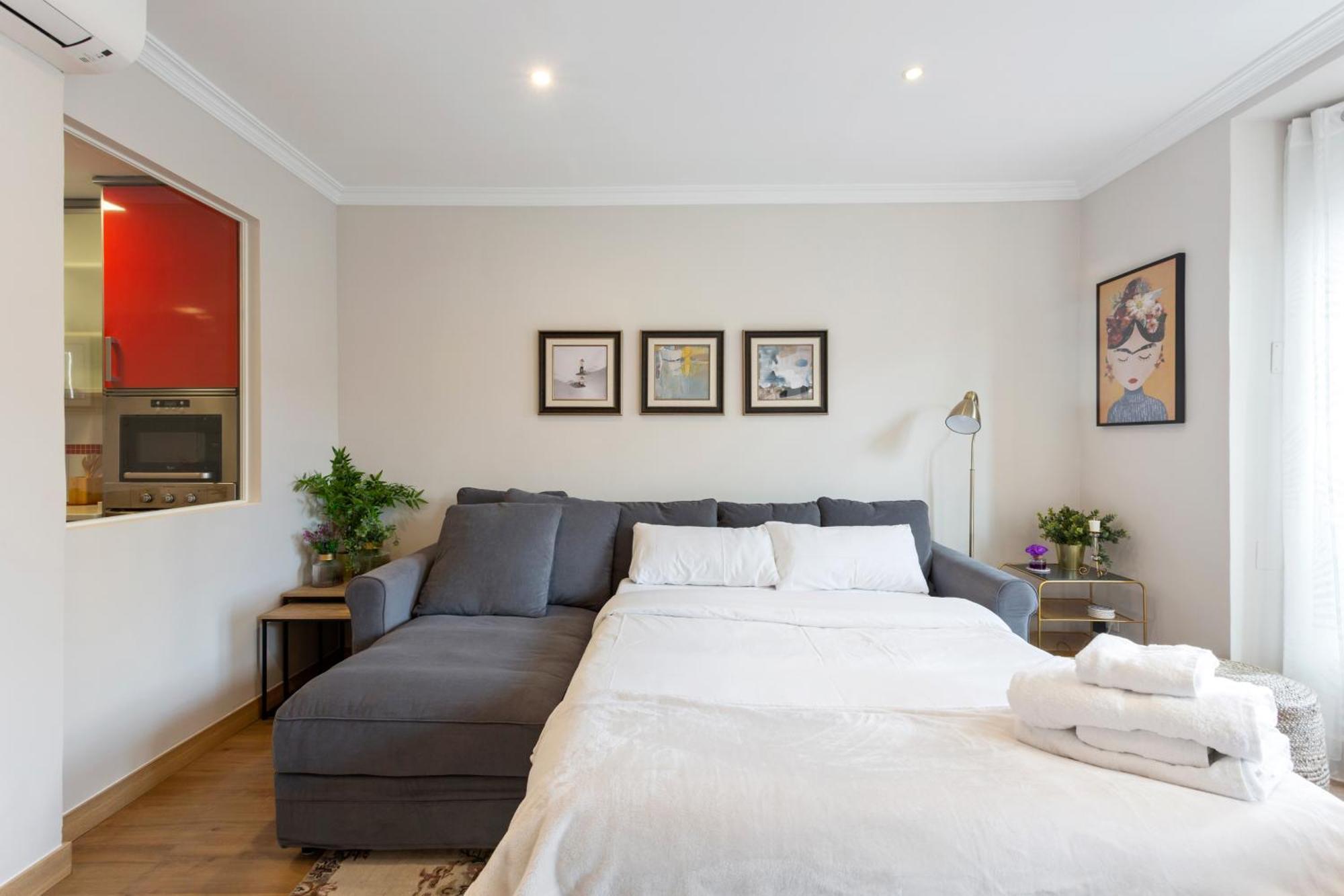 Elegant 1 Bedroom Apartment In The Heart Of Centro Madrid Buitenkant foto