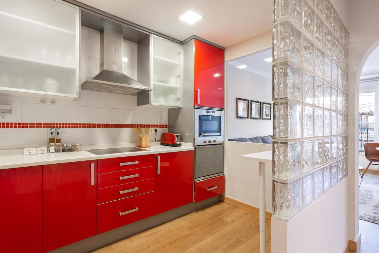 Elegant 1 Bedroom Apartment In The Heart Of Centro Madrid Buitenkant foto
