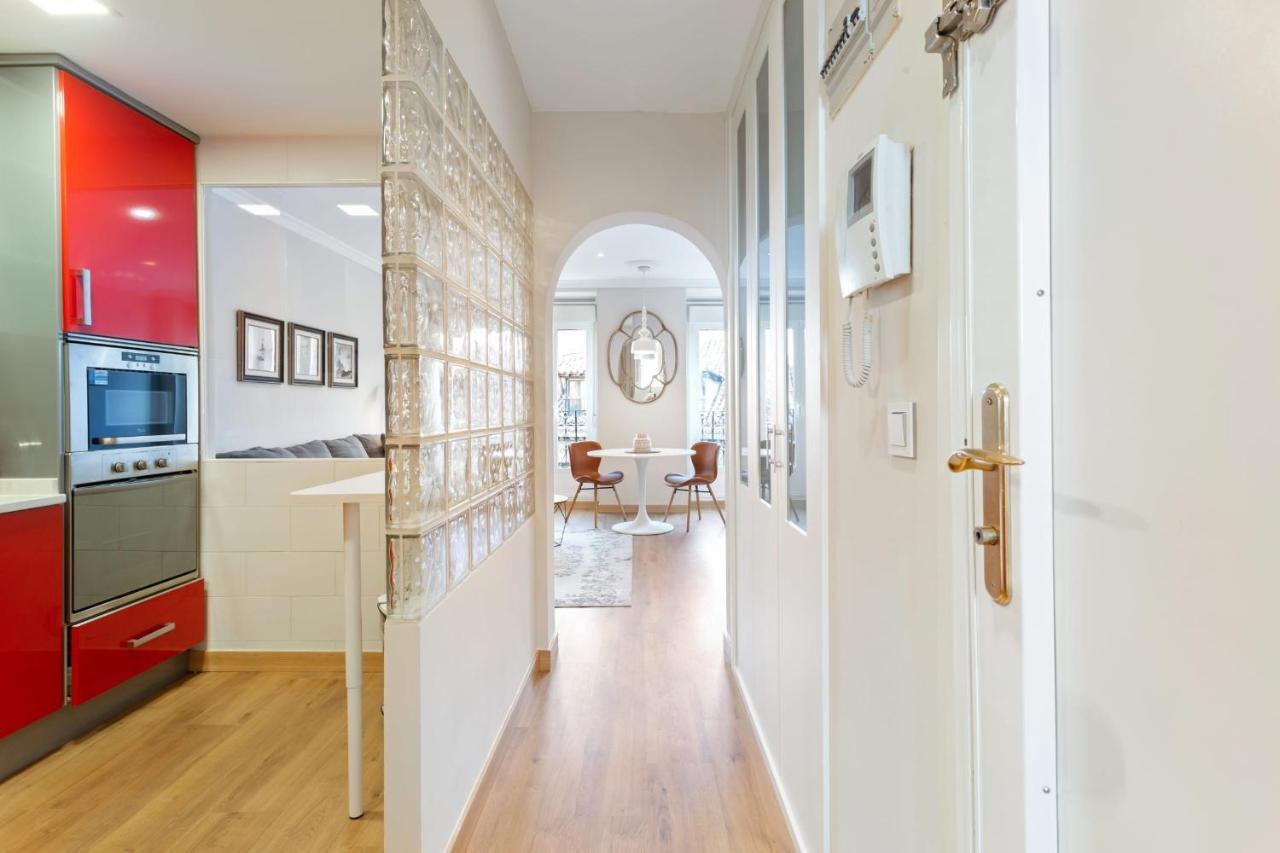 Elegant 1 Bedroom Apartment In The Heart Of Centro Madrid Buitenkant foto